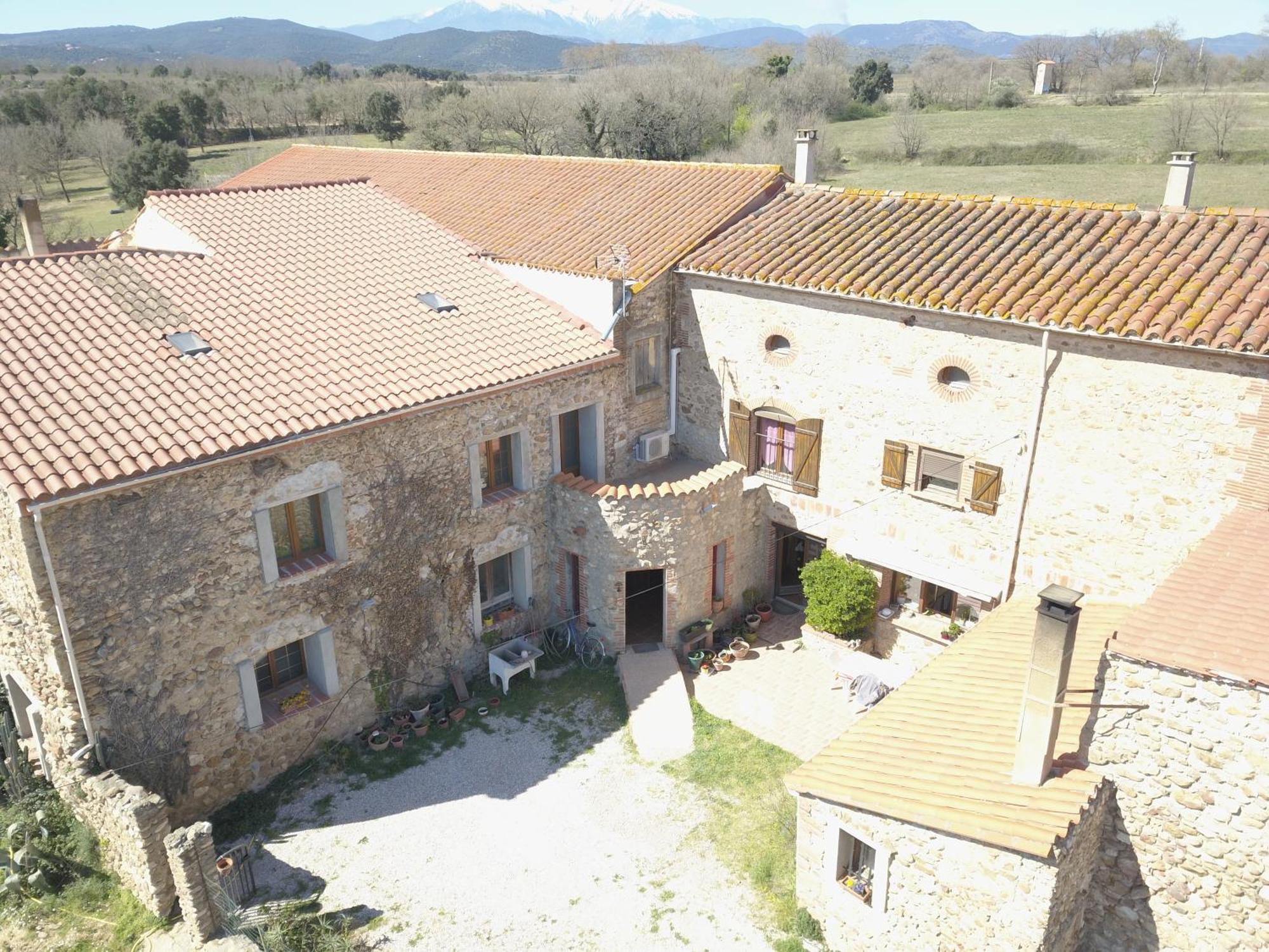 Bed and Breakfast Mas D'En Roca Fourques  Exterior foto